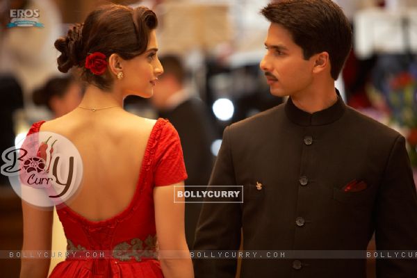 Still image of Shahid and Sonam Kapoor from the movie Mausam (156301)
