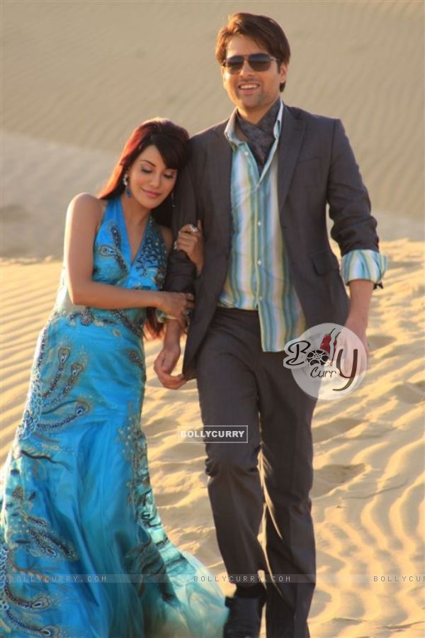 Mikaal Zulfikaar and Priti Soni in U R My Jaan movie (156314)