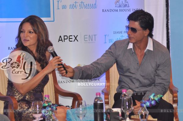 Shah Rukh Khan launch Deanne Pandey's book at Taj Land's End