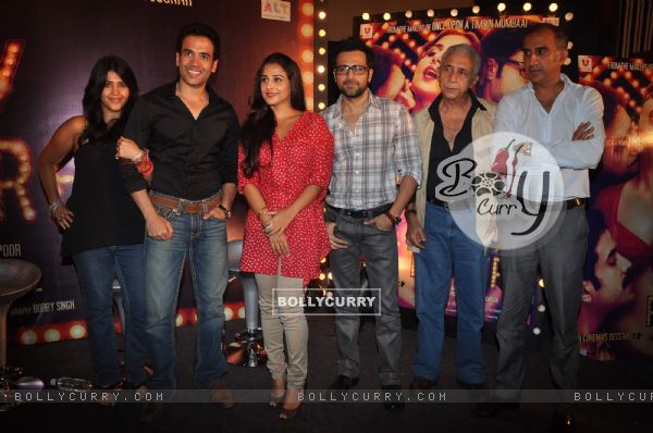 Ekta with Naseeruddin, Emraan, Tusshar and Vidya Balan at first look of 'The Dirty Picture' at Bandr