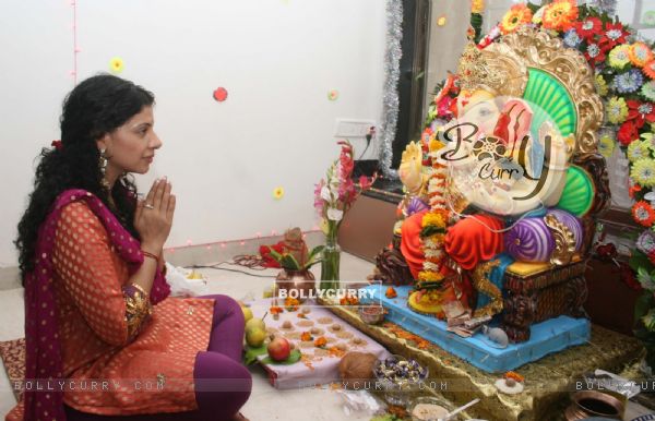 Sambhavna Seth paying devote to Lord Ganesha during the occasion of Ganesh Chaturthi at their home