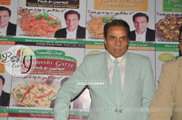 Dharmendra launch YUMMY CHEF 'Heat and Eat' at Novetal Hotel