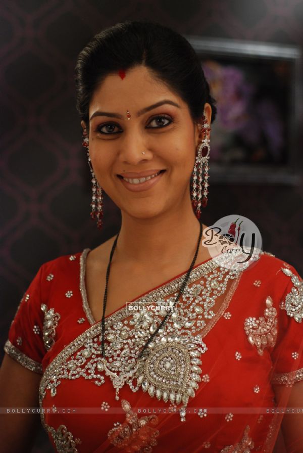 Saakshi Tanwar as Priya from Bade Acche Laggte Hai