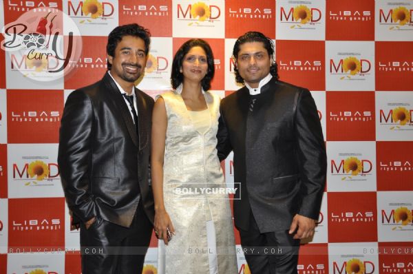 Rannvijay Singh promote their film 'Mod' with unveiling clothes collection designer by Riyaz Gangji (159115)