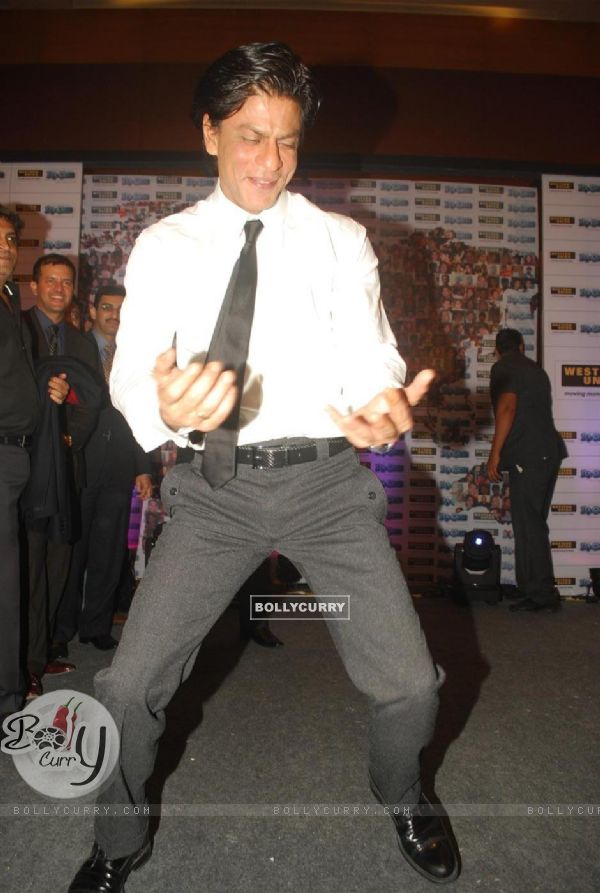 Shah Rukh Khan with Western Union launches Million Dollar Global compaign & promotion of film 'Ra.One' at Grand Hyatt Hotel (160570)