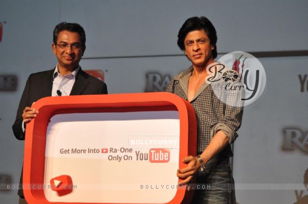 Shah Rukh Khan with Rajan Anandan launched custom built movie channel on YouTube for his upcoming film 'Ra.One' (161036)