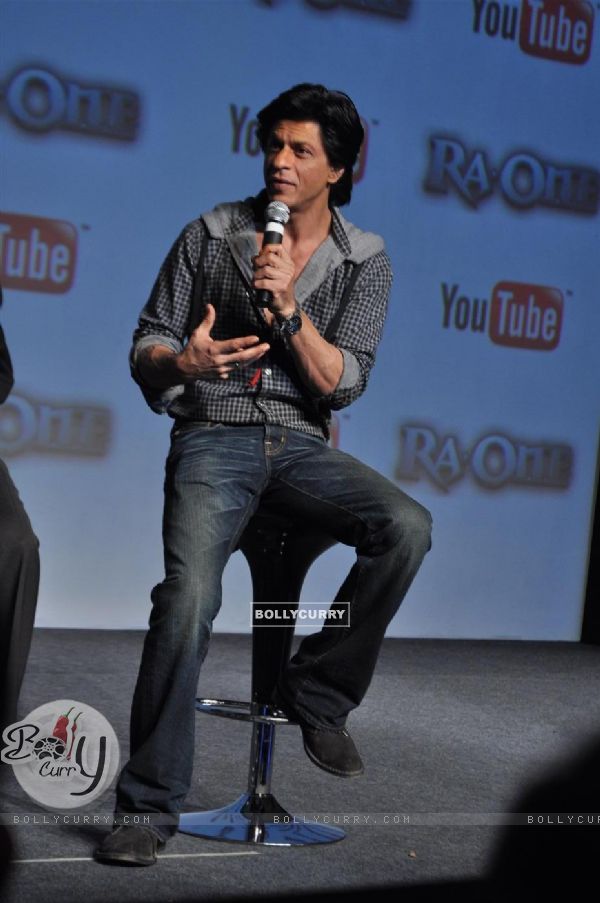 Shah Rukh Khan launched custom built movie channel on YouTube for his upcoming film 'Ra.One' (161040)