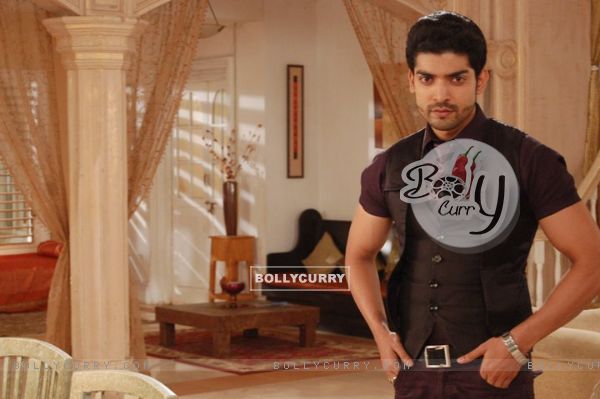 Gurmeet Choudhary as Maan Singh Khurana in GHSP