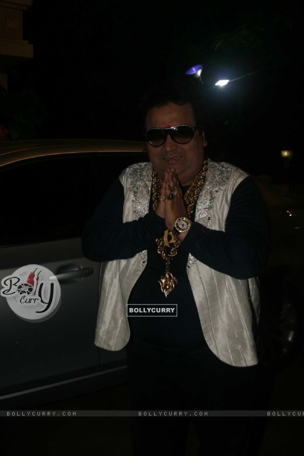 Bappi Lahiri grace Sanjay Dutt's Mata Ki Chowki in Bandra