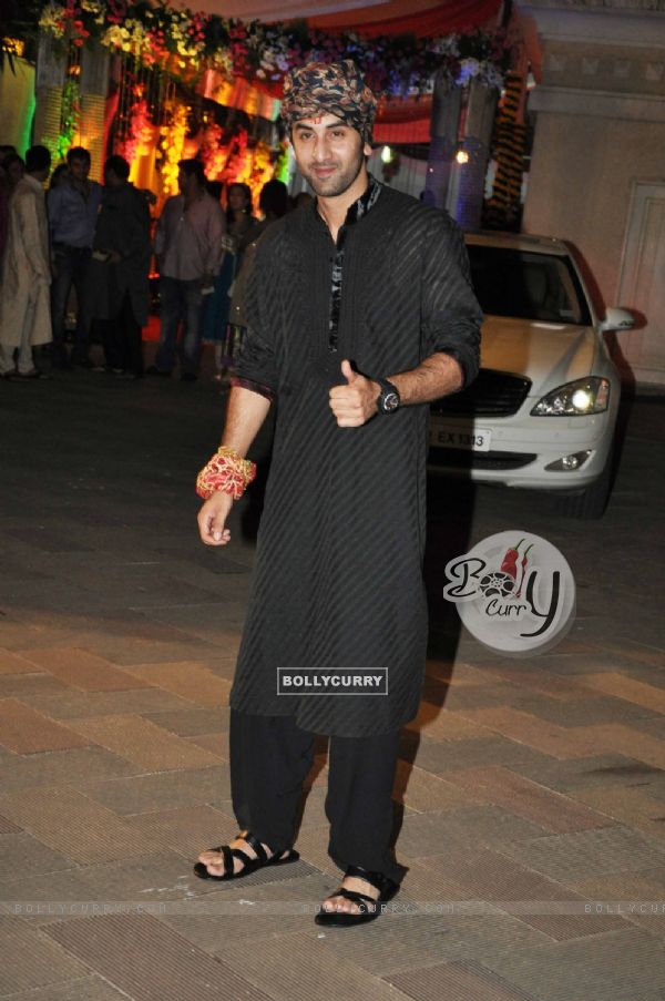 Ranbir Kapoor grace Sanjay Dutt's Mata Ki Chowki in Bandra