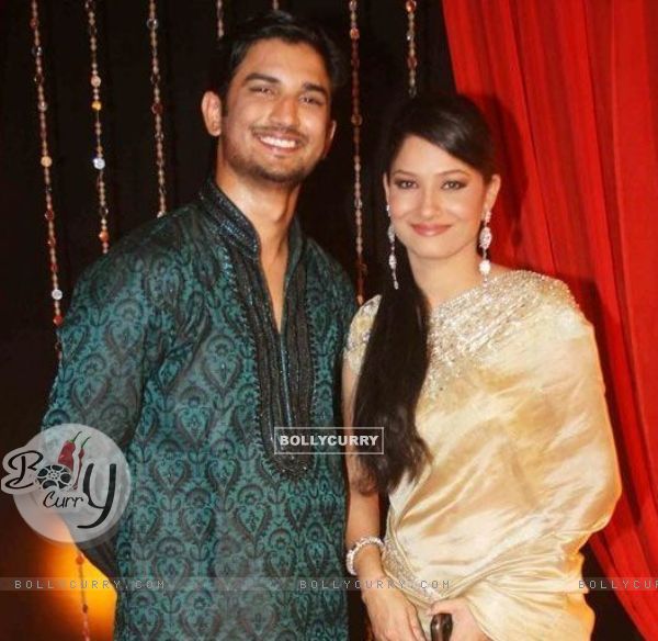 Sushant and Ankita at their first Zee Rishtey Awards