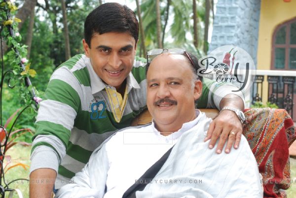 Mohnish Behl and Alok Nath as Father and Son in Kuch Toh Log Kahenge