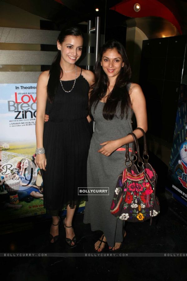 Dia Mirza at Premiere of movie 'Love Breakups Zindagi' at PVR