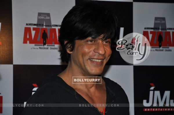 Shah Rukh Khan at Premiere of film 'Aazaan' at PVR Cinemas in Juhu, Mumbai (164065)