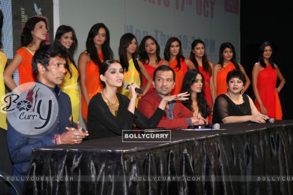Sonam, Milind Soman, Atul Kasbekar and Ujjwala Raut as a judge in Kingfisher Calendar Girl 2011