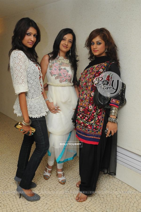 Riddhi and Aliya Khan with Amy Billimoria Pre Diwali terrace party -a crackling affair