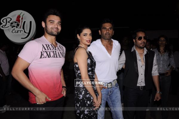 Sunil Shetty, Rakhi Sawant, Mika and Mimoh at Loot Diwali special shoot, Bandra