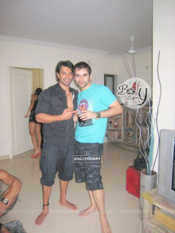 Karan Singh Grover with his brother Ishmeet