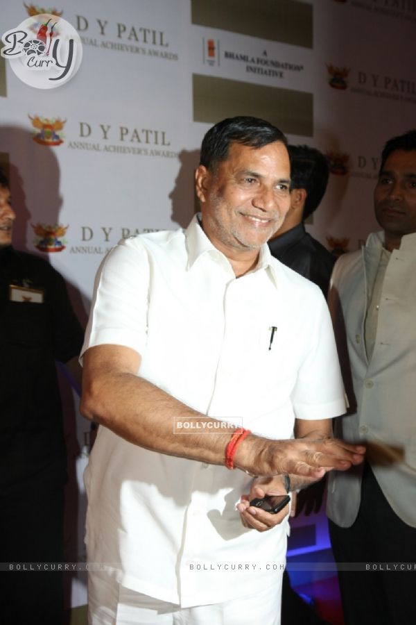 Celebs at DY Patil Annual Achiever's Awards at Hotel Taj Lands End in Bandra, Mumbai