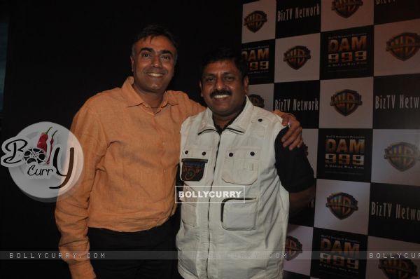 Director Sohan Roy with Rajit Kapoor at press meet of 3D movie 'Dam 999' in Mumbai (169779)