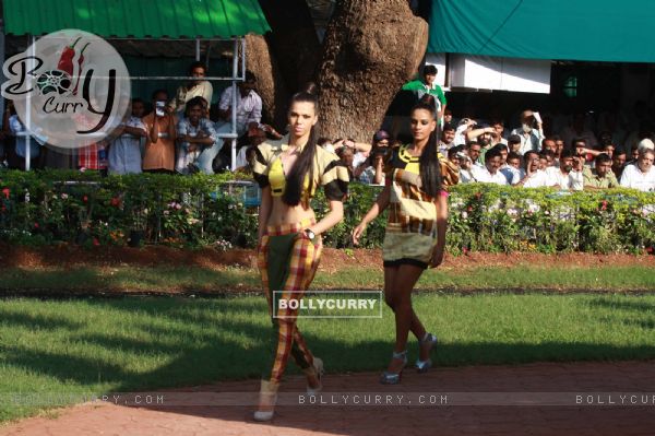 Models at Gitanjali Juvenile Million Race at Mahalaxmi Race Course in Mumbai
