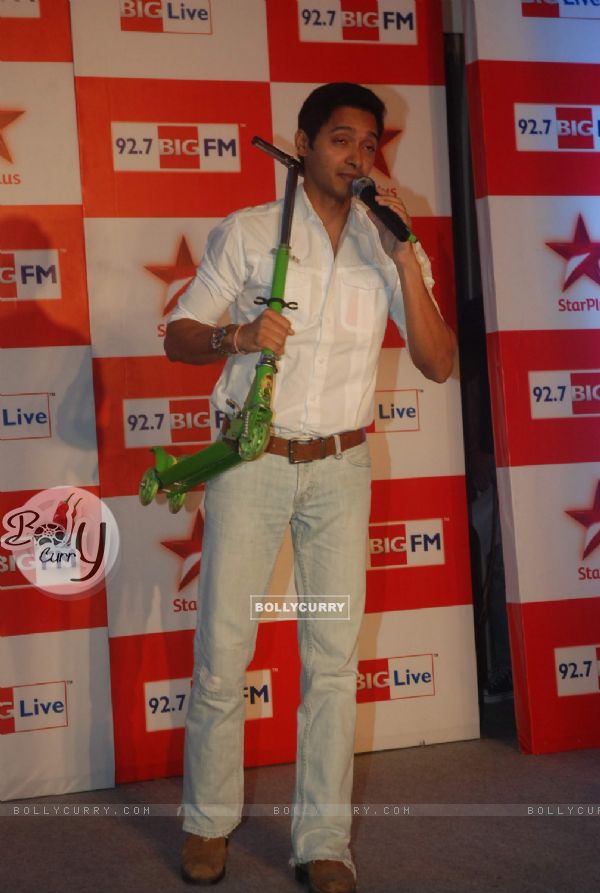 Shreyas Talpade at BIG Star Entertainment Awards 2011