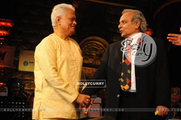 Pyarelalaji with Anandji at Music Heals Concert held at Andheri Sports Complex in Mumbai. .