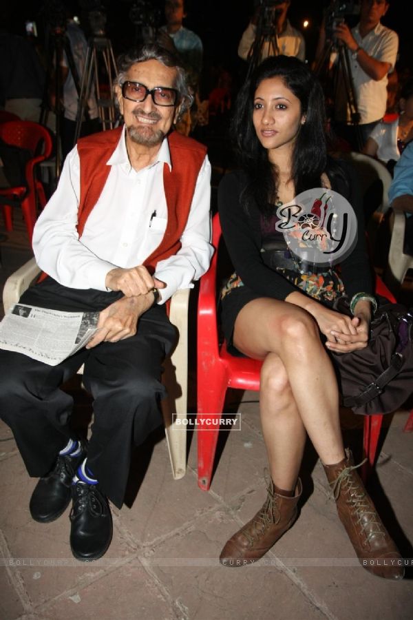 Bollywood celebrities pledge their support to the I Hate Fake campaign