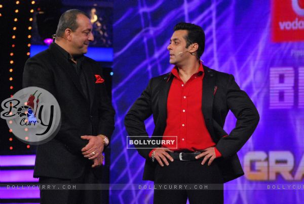 Salman Khan and Sanjay Dutt at Grand Finale of Bigg Boss Season 5
