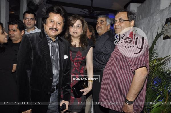 Pankaj Udhas with wife, Subhash Ghai grace Dabboo Ratnani Calendar launch