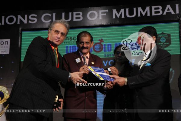 Aditya Raj Kapoor at 18th LIONS GOLD AWARDS at Bhaidas Hall in Mumbai