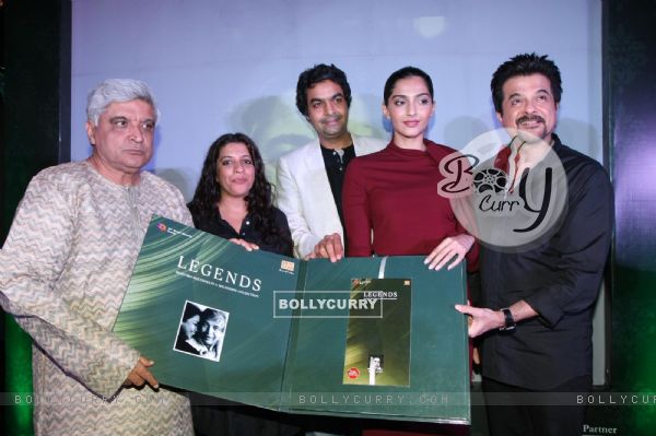 Anil Kapoor, Sonam Kapoor, Javed Akhtar at launch of music album 'LEGENDS - KAIFI AZMI' by Saregama music at Hotel Novotel in Juhu, Mumbai