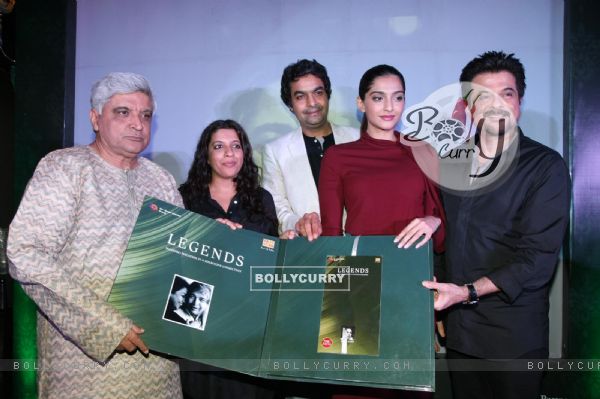 Anil Kapoor, Sonam Kapoor, Javed Akhtar at launch of music album 'LEGENDS - KAIFI AZMI' by Saregama music at Hotel Novotel in Juhu, Mumbai