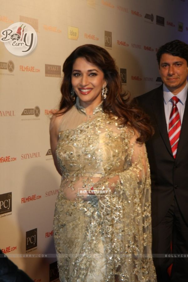 Madhuri Dixit with Hubby at 57th Filmfare Awards 2011 Nominations Party at Hotel Hyatt Regency