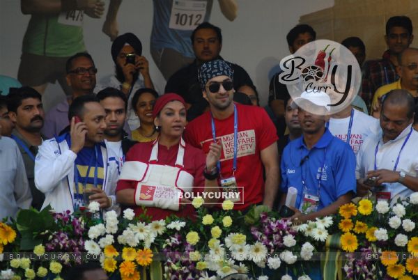 Ranbir Kapoor, Shabana, Rahul Bose at the Mumbai Marathon 2012