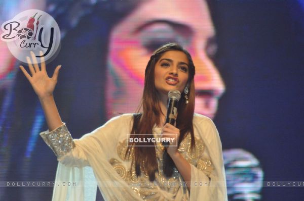 Sonam Kapoor at Inspiro event at Sion