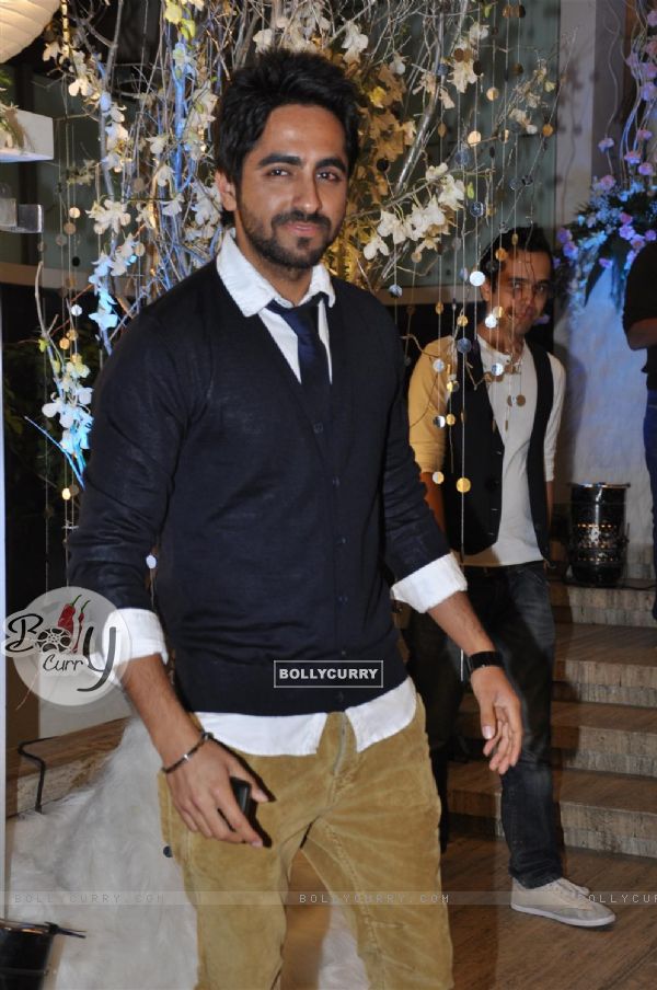 Shekhar Ravjiani grace Sunaina Roshan's Birthday Bash