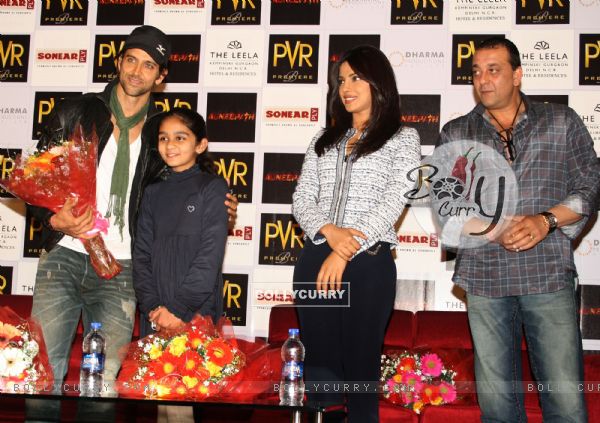 Sanjay Dutt, Priyanka and Hrithik at PVR Gurgaon to promote their film 'Agneepath' in New Delhi (180549)