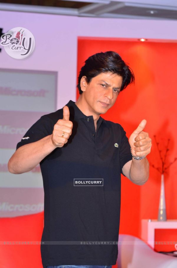 Shahrukh Khan at Don 2 Microsoft promotions at Taj Lands End. .
