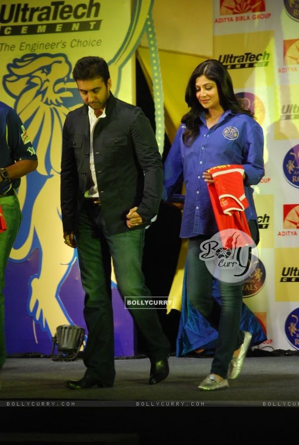 Shilpa Shetty and Rahul Dravid during the unveiling of the Rajasthan Royals Jersey at JW Marriott Hotel in Mumbai