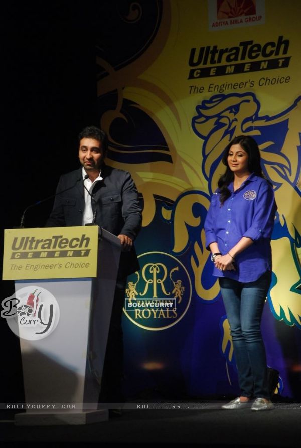 Shilpa Shetty and Rahul Dravid during the unveiling of the Rajasthan Royals Jersey at JW Marriott Hotel in Mumbai