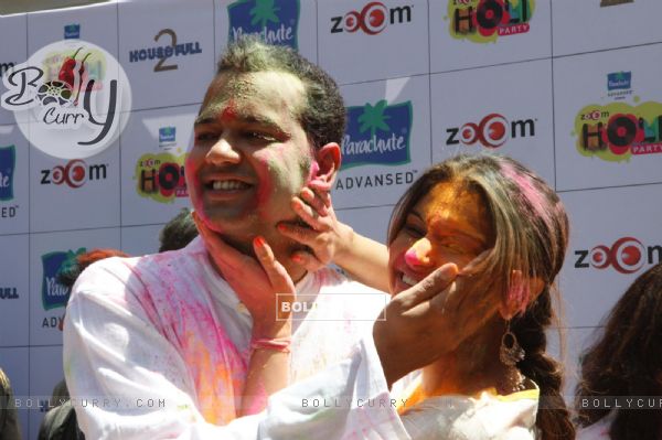 Rahul Mahajan and Dimpy at Zoom Holi bash