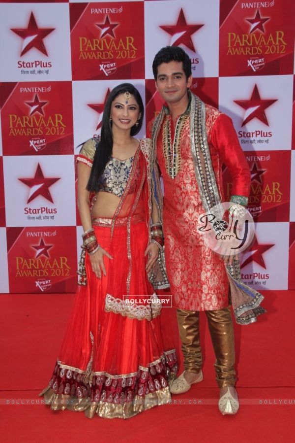 Vishal Singh and Rucha Hasabnis at STAR Parivaar Awards Red Carpet