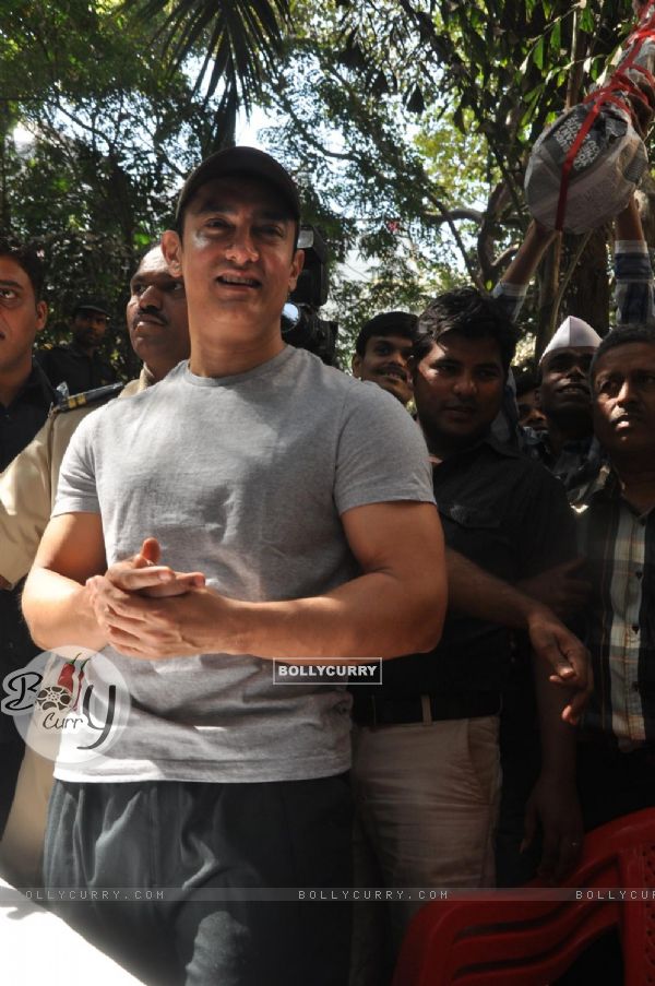 Aamir Khan celebrates his 47th Birthday