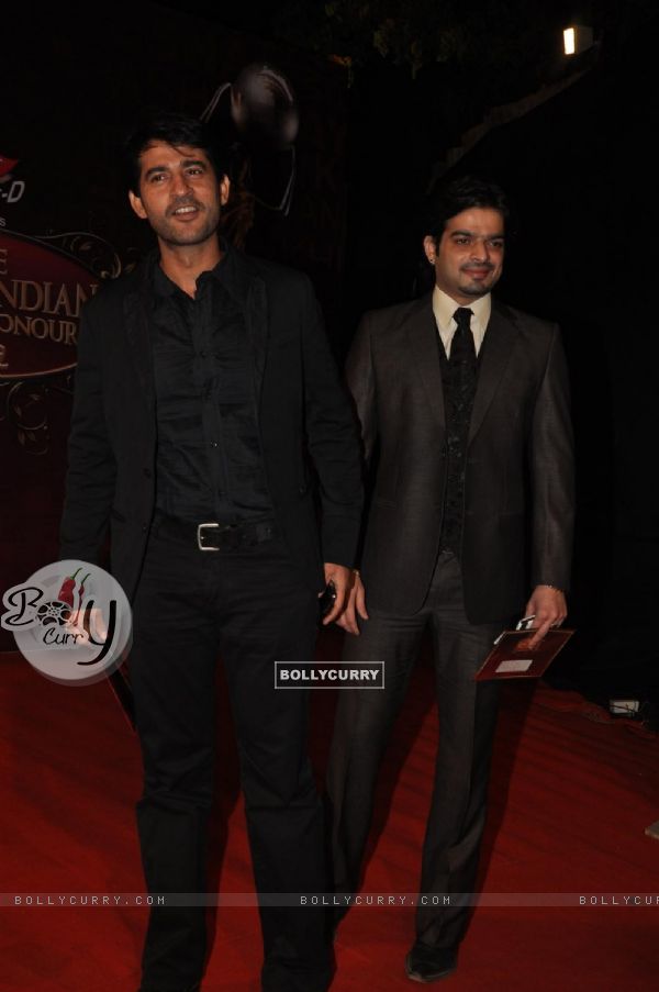 Hiten Tejwani and Karan Patel at Global Indian Film & TV Honours Awards 2012