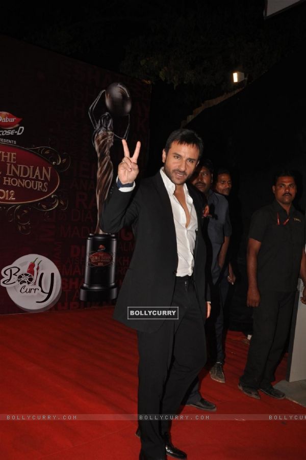 Saif Ali Khan at Global Indian Film & TV Honours Awards 2012
