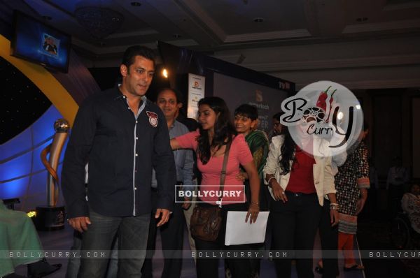 Celebs at IBN7 Super Idols Awards in Mumbai