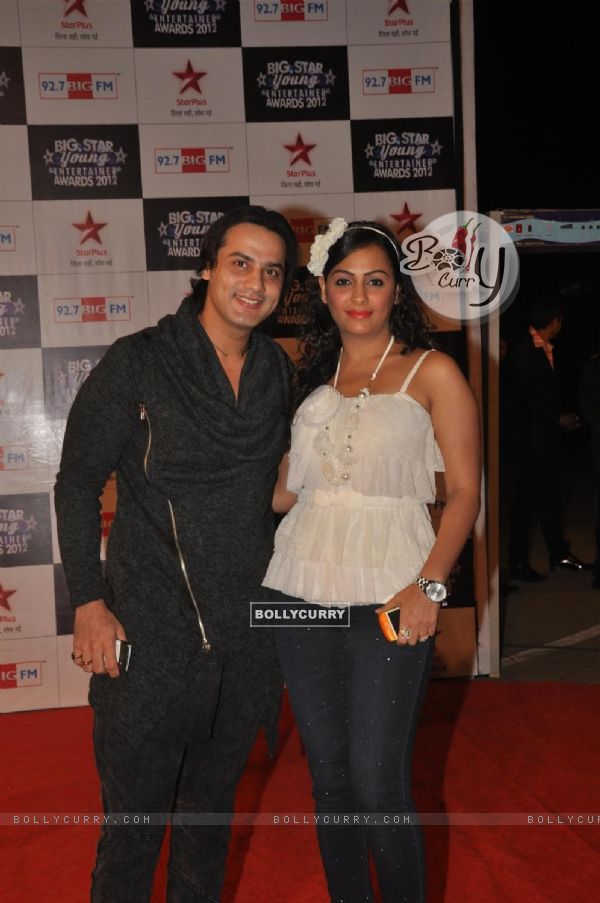 Saillesh Gulabani & Ashita Dhawan Gulabani at BIG STAR Young Entertainer Awards 2012