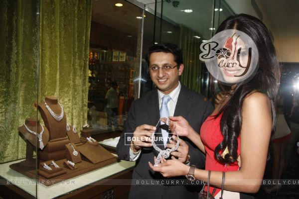 Nicole Faria inaugurates the Popley la Classic store at Hotel Grand Hyatt in Kalina, Mumbai