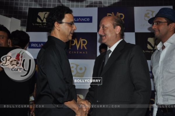 Vidhu Vinod Chopra and Anupam Kher at premiere of film Parinda at PVR